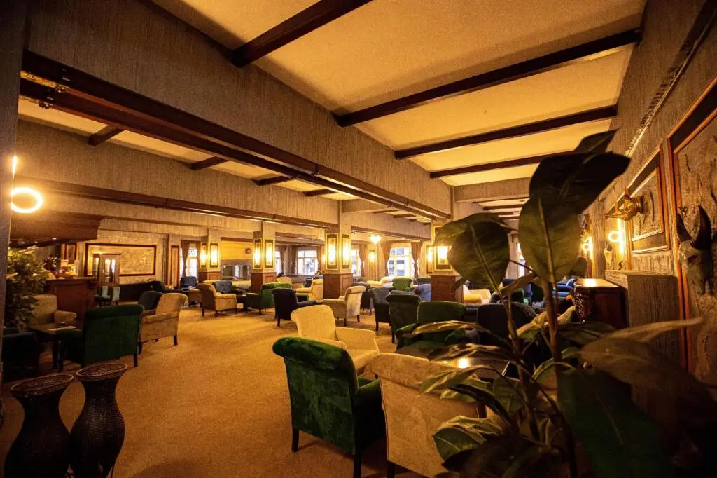 Османгази: Lizbonia Otel