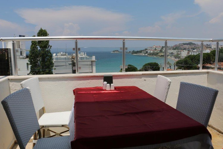 Кушадасы: Grand Nett Beach Hotel Kadınlar Denizi