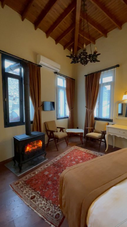 Урла: Sakli Tas Konak Otel