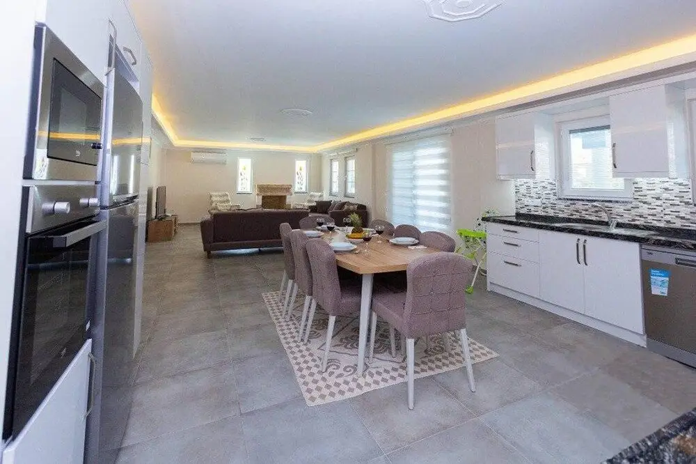 Дальян: Remarkable 6-bed Villa Zambak Dalyan