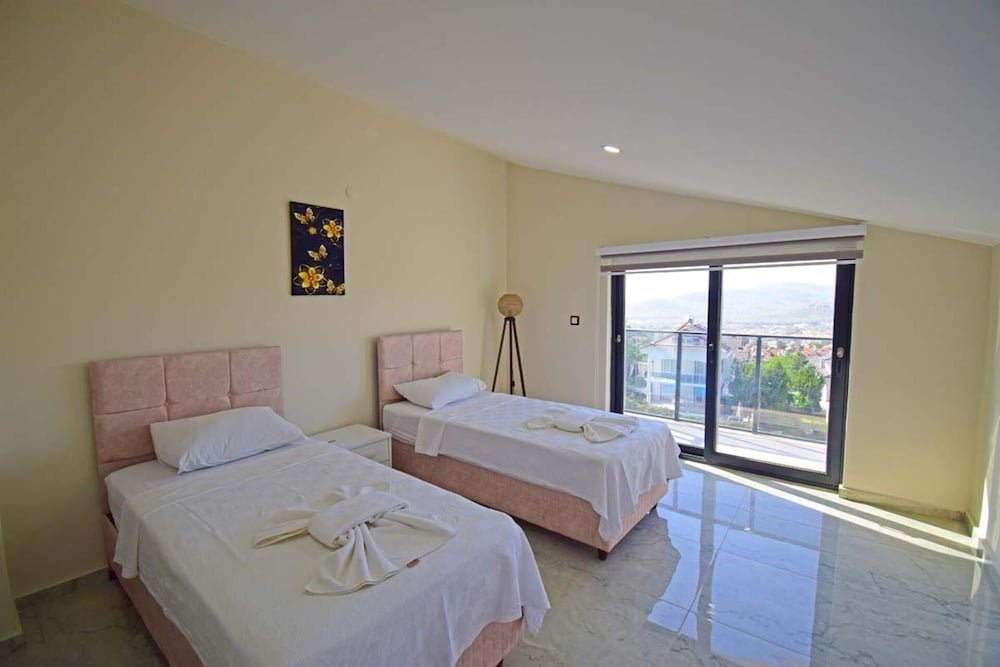 Фетхие: Stunning 4-bed Villa: Private Pool, Sauna & Hammam
