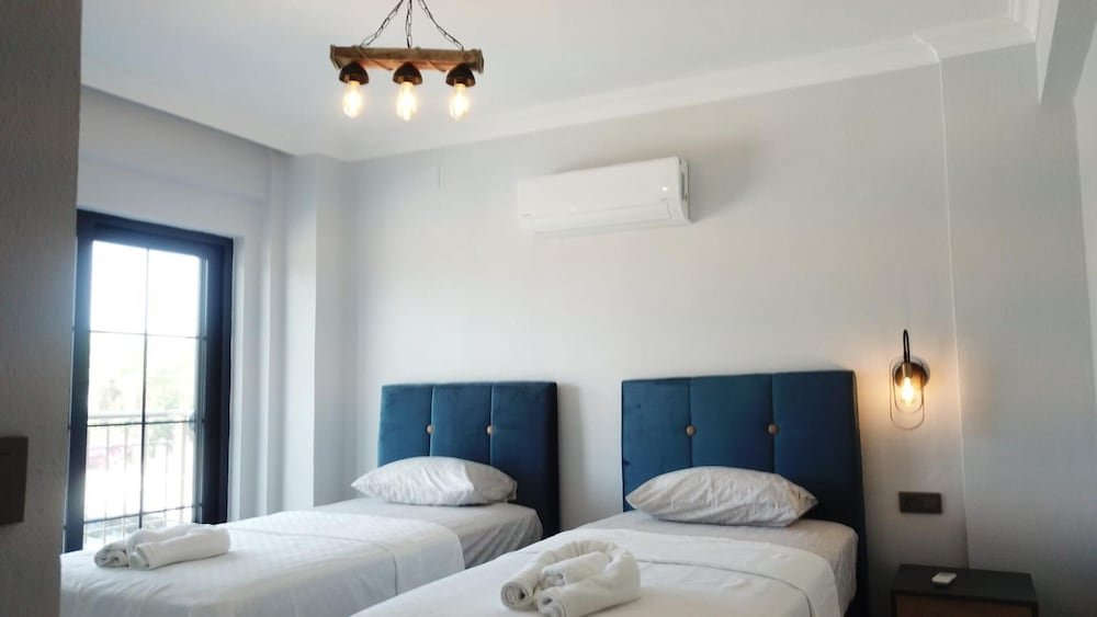 Дальян: Stunning 4-bed Villa Grey 4 Bedrooms Private Pool
