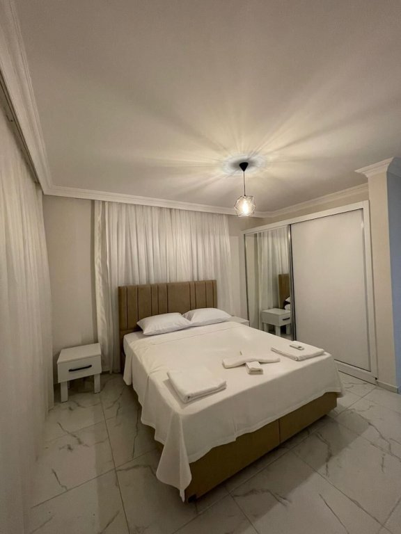 Дальян: Inviting 4-bed Villa Lina With lux Pool