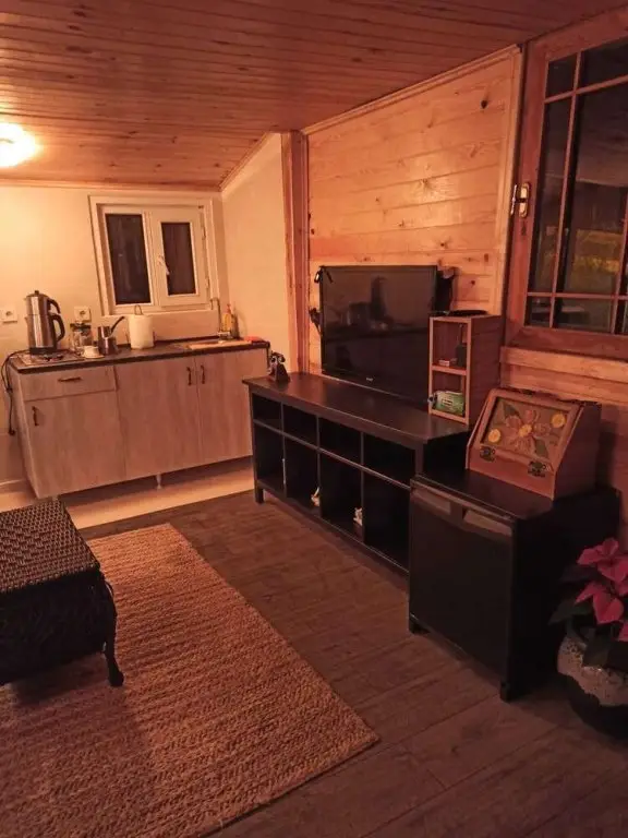 Сайл: Agva Mountain House