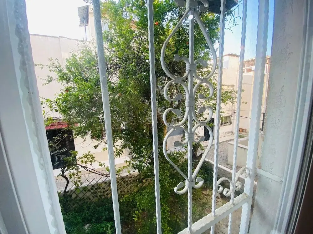 Кушадасы: Beautiful 3-bedroom House With Sea View and Garden