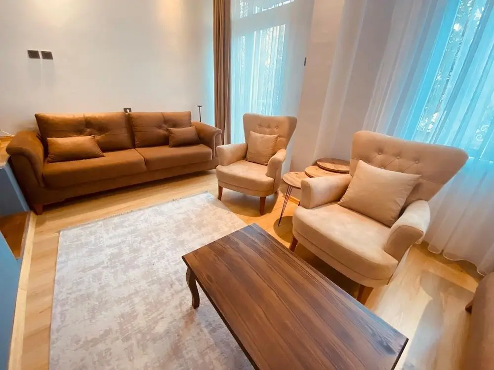 Кушадасы: Beautiful 3-bedroom House With Sea View and Garden