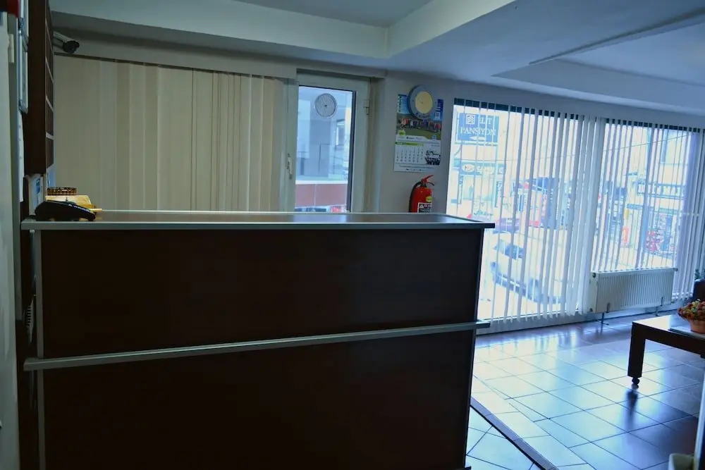 Мерзифон: Hak Otel