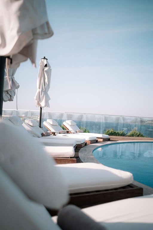 Яликавак: Highend Hotel & Residance