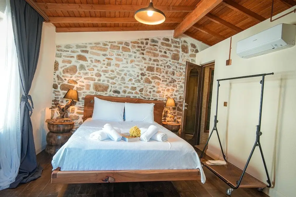 Бозджаада: İrinikos Otel