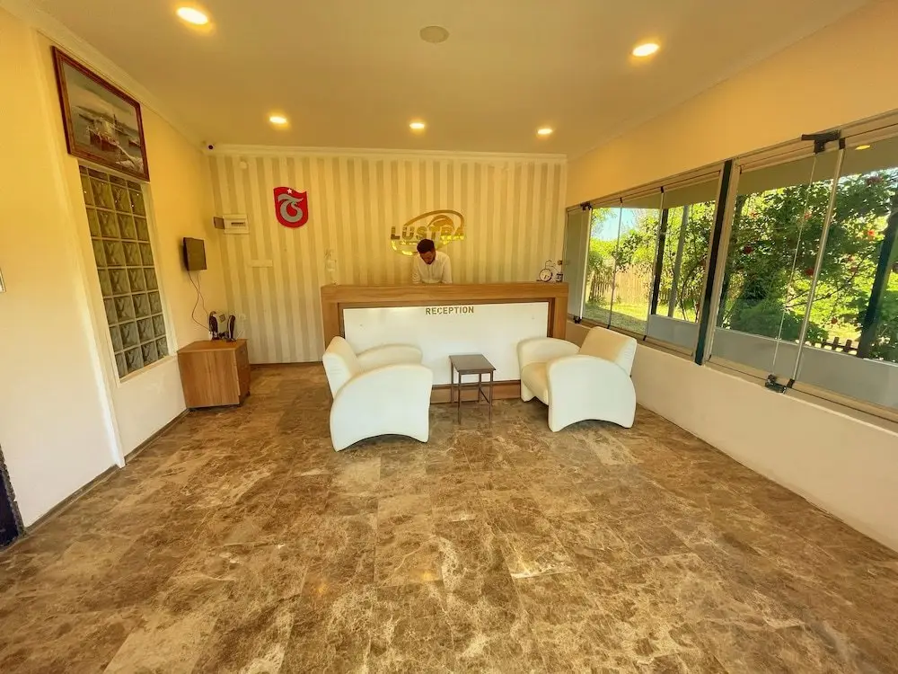 Трабзон: Lustra Garden Suite