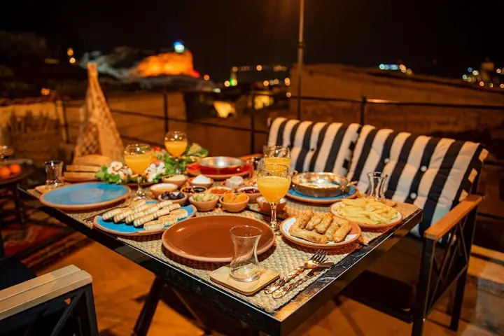 Ургуп: Cappadoci̇A Tale Ci̇Ty Otel