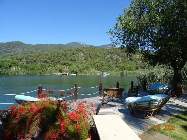 Дальян: Gaia Koru Bungalows