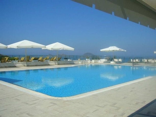 Hawthorn Suites by Wyndham Karaca Resort — фото 1