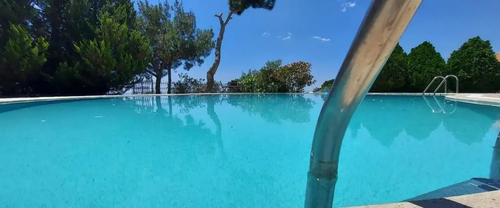Алтынолук: Malikane Resort
