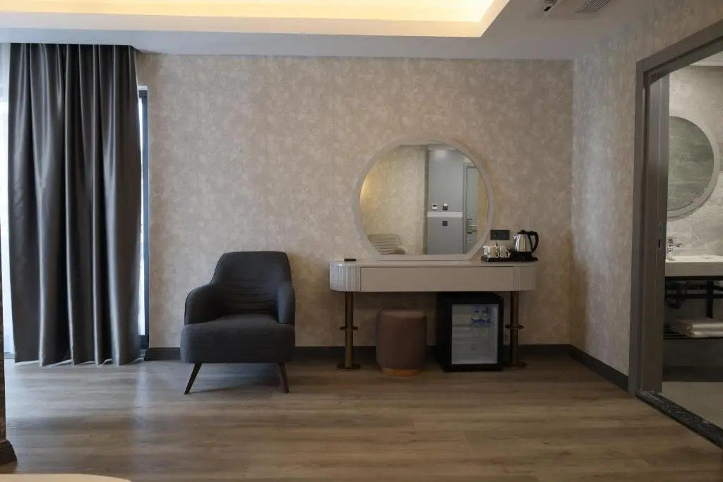 Анталья: Avion Suite Hotel
