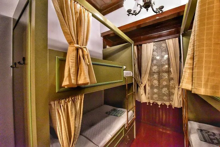 Анталья: Lords Hostelpub