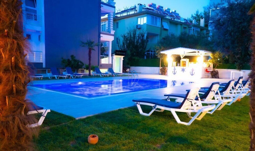 Platanus Hotel — фото 1