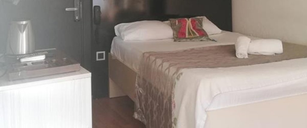 Стамбул: New Fatime Hotel