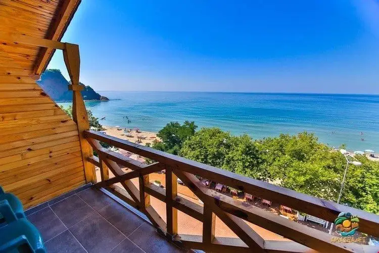 Бартын: Kumsal Otel