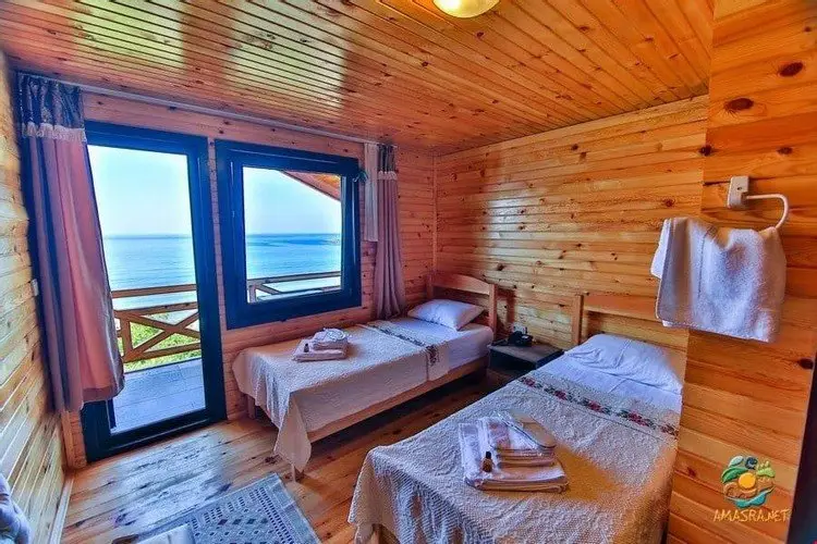 Бартын: Kumsal Otel