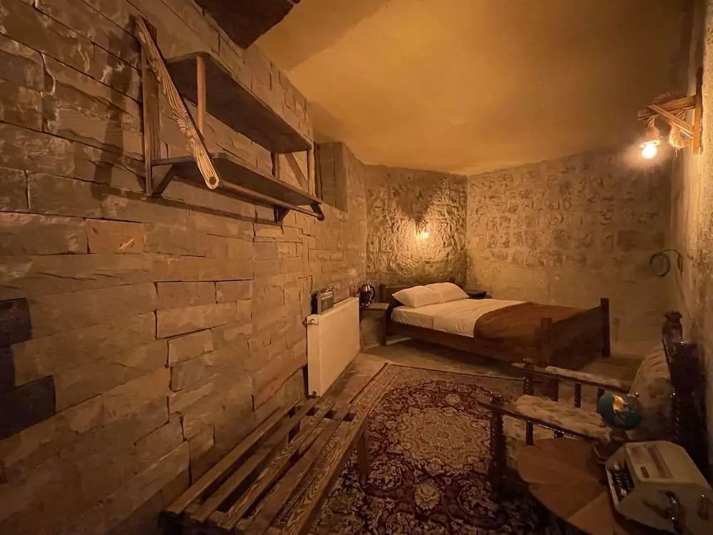 Ургуп: The Cave House