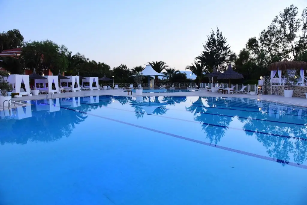Фоча: Club Phokaia