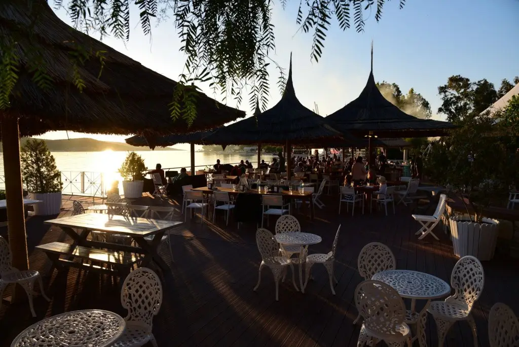 Фоча: Club Phokaia