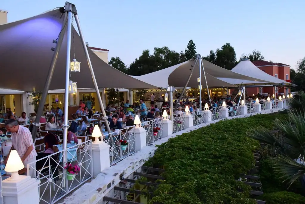 Фоча: Club Phokaia