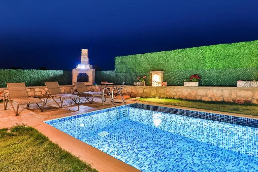 Каш: Impressive Luxurious Villa With Refreshing Private Pool In Kas, Antalya
