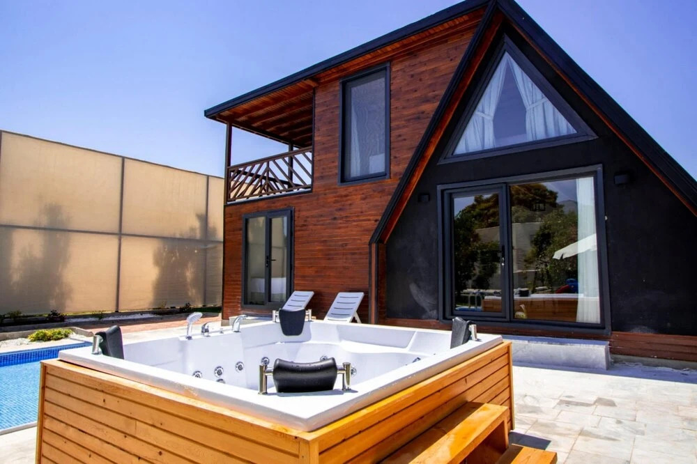 Фетхие: Villa With Pool Jacuzzi and Backyard in Inlice