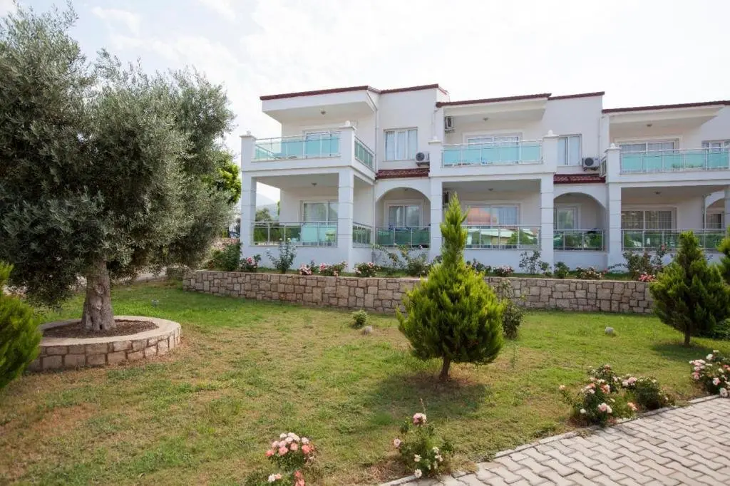 Акбук: Modern Studio Flat in Didim With Shared Pool