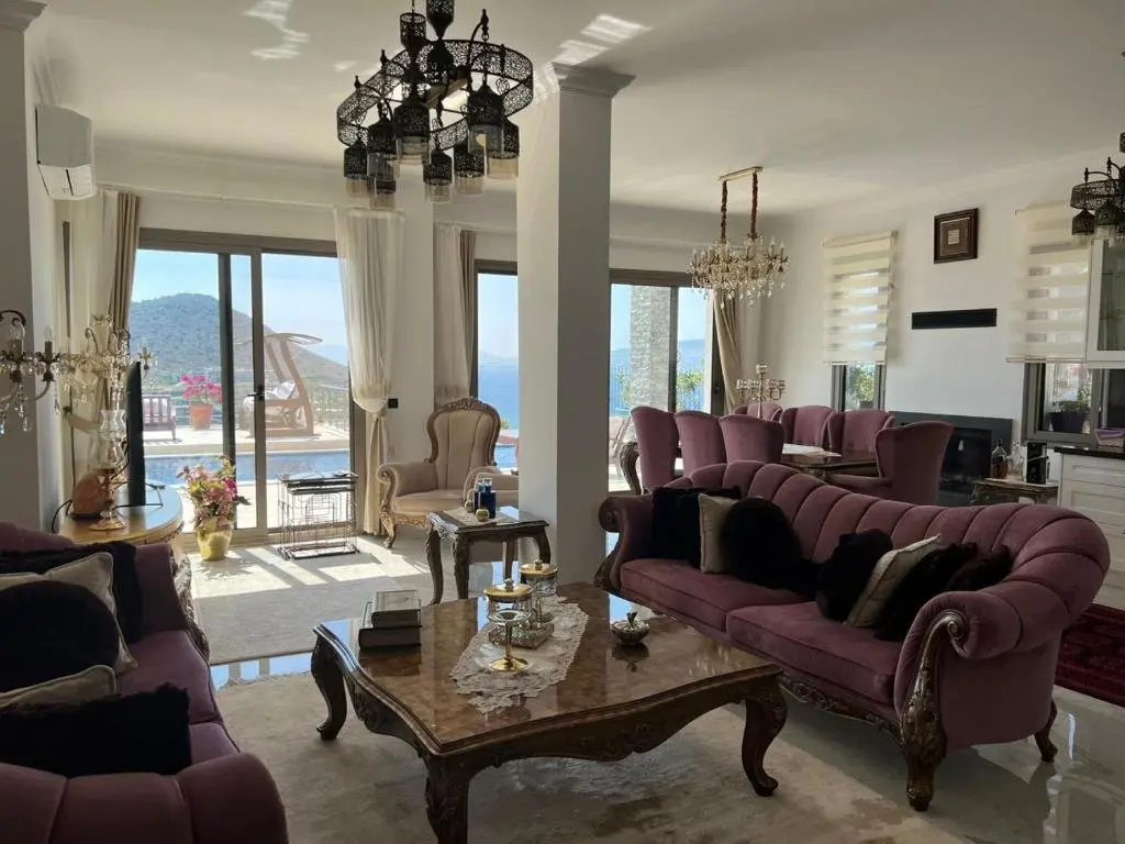Акьярлар: House Within 5 Min Walk to Beach in Akyarlar