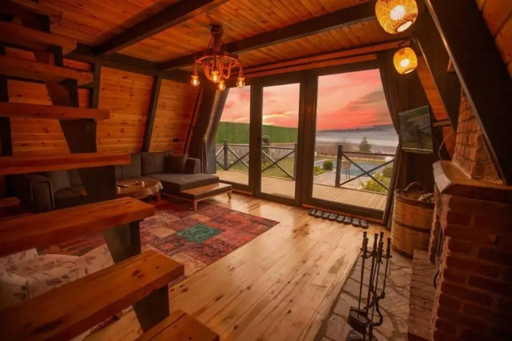 Сакарья: Bungalow With Jacuzzi and Private Pool in Sapanca