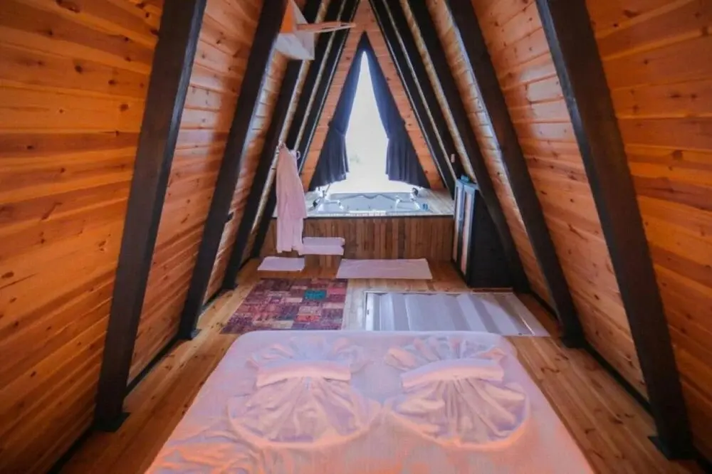 Сакарья: Bungalow With Jacuzzi and Private Pool in Sapanca
