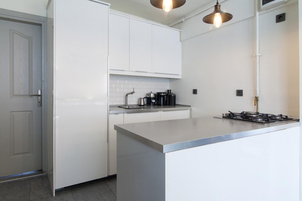 Стамбул: Central Flat 650 m to Metro and Cevahir in Sisli