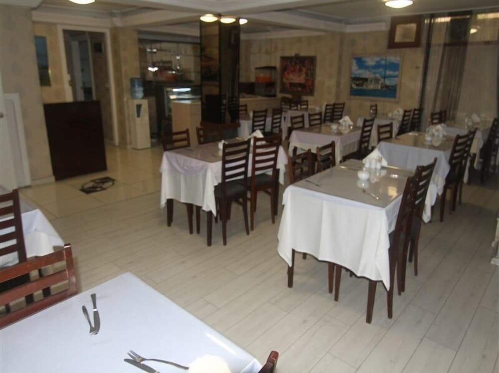 Grand Vatan Hotel — фото 1