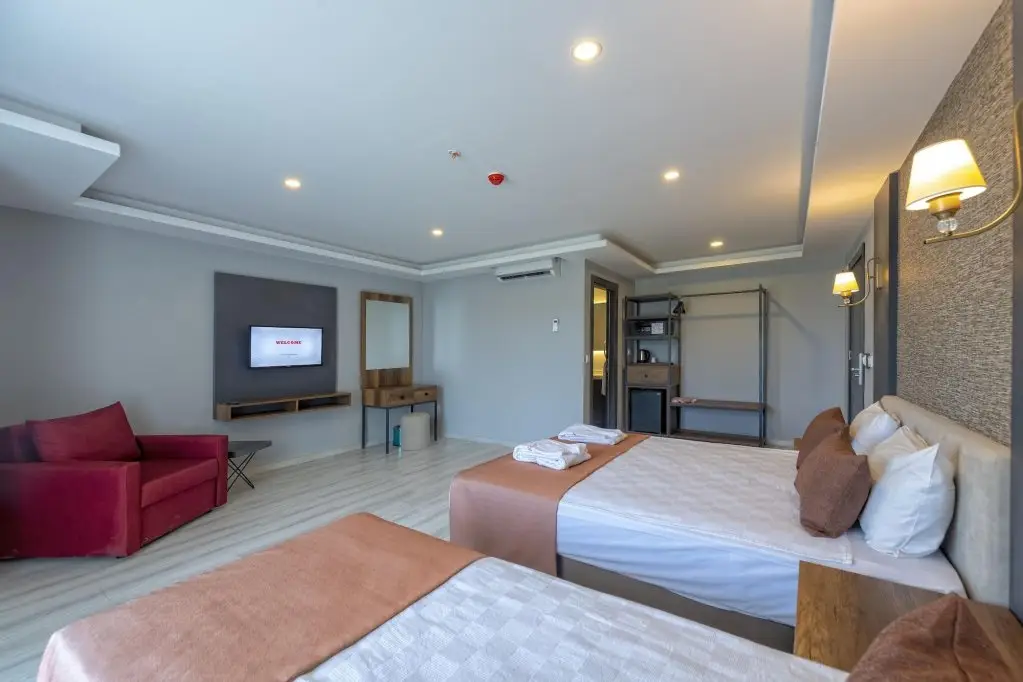 Аксу: Lavia Hotels Lara