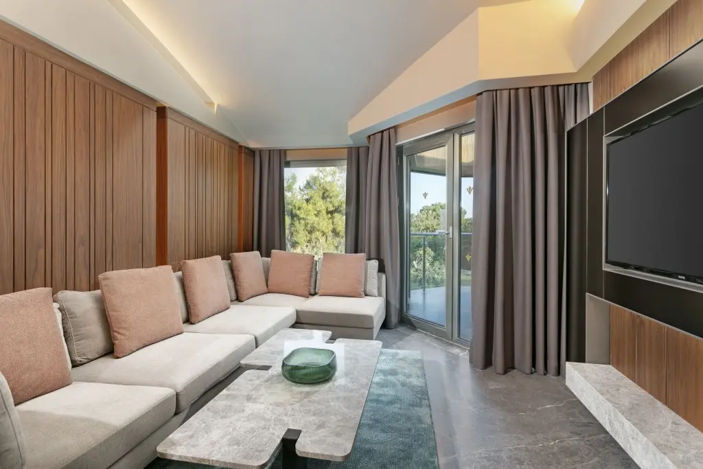 Бельдиби: Rixos Sungate - The Land of Legend Access