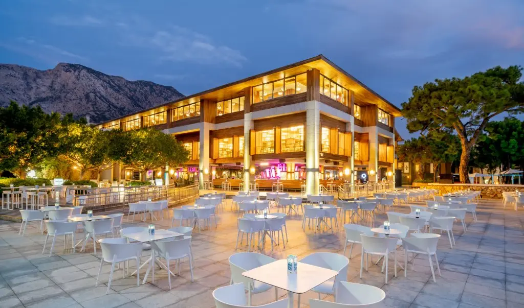 Бельдиби: Rixos Sungate - The Land of Legend Access
