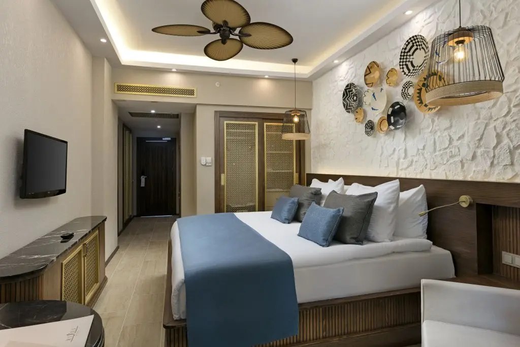 Бельдиби: Rixos Sungate - The Land of Legend Access
