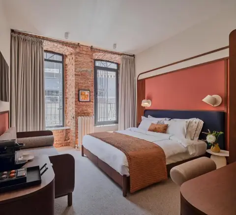 GentleTom Hotel — фото 1