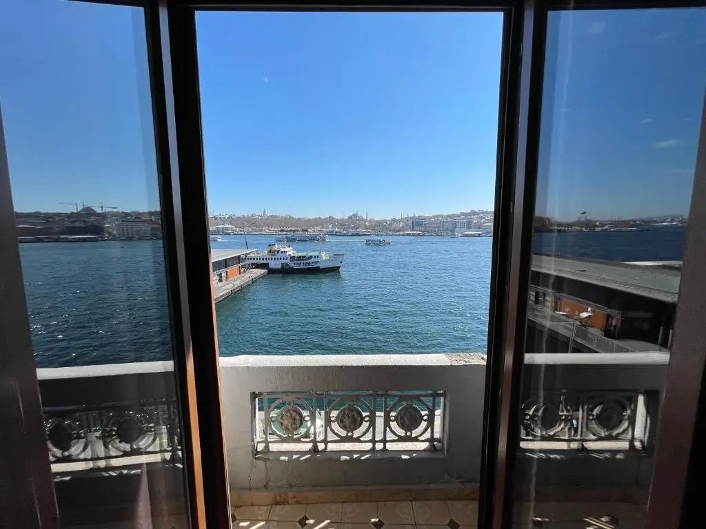 Стамбул: Hotel Weingart Port