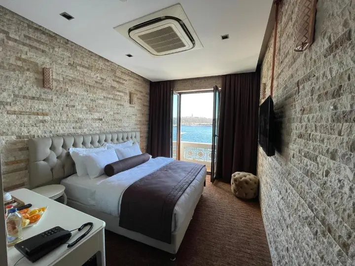 Стамбул: Hotel Weingart Port