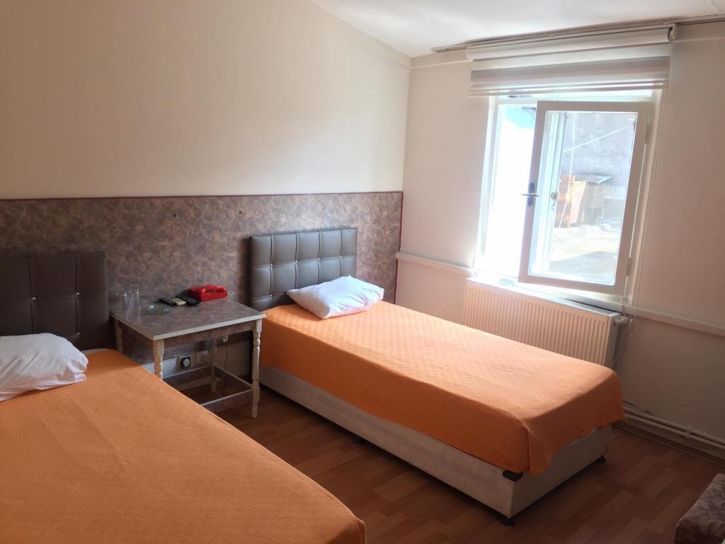 Гиресун: Otel Sari