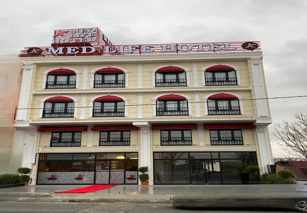 Арнавуткёй: Med Life Hotel
