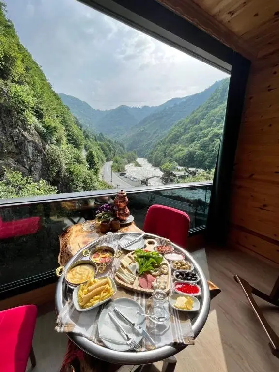 Ардешен: Kiana Bungalov