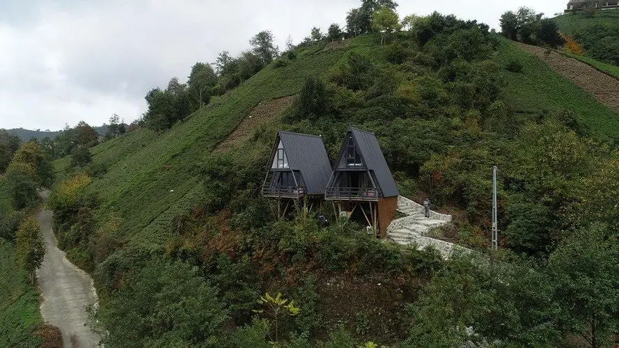 Ардешен: Hayela Bungalov