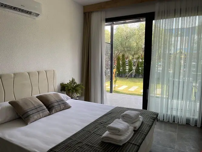 Битез: Laos Resort Otel