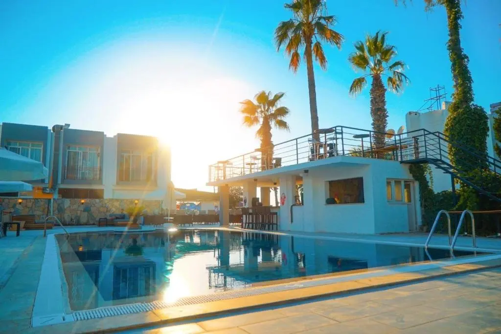 Яликавак: Tangiers Hotel