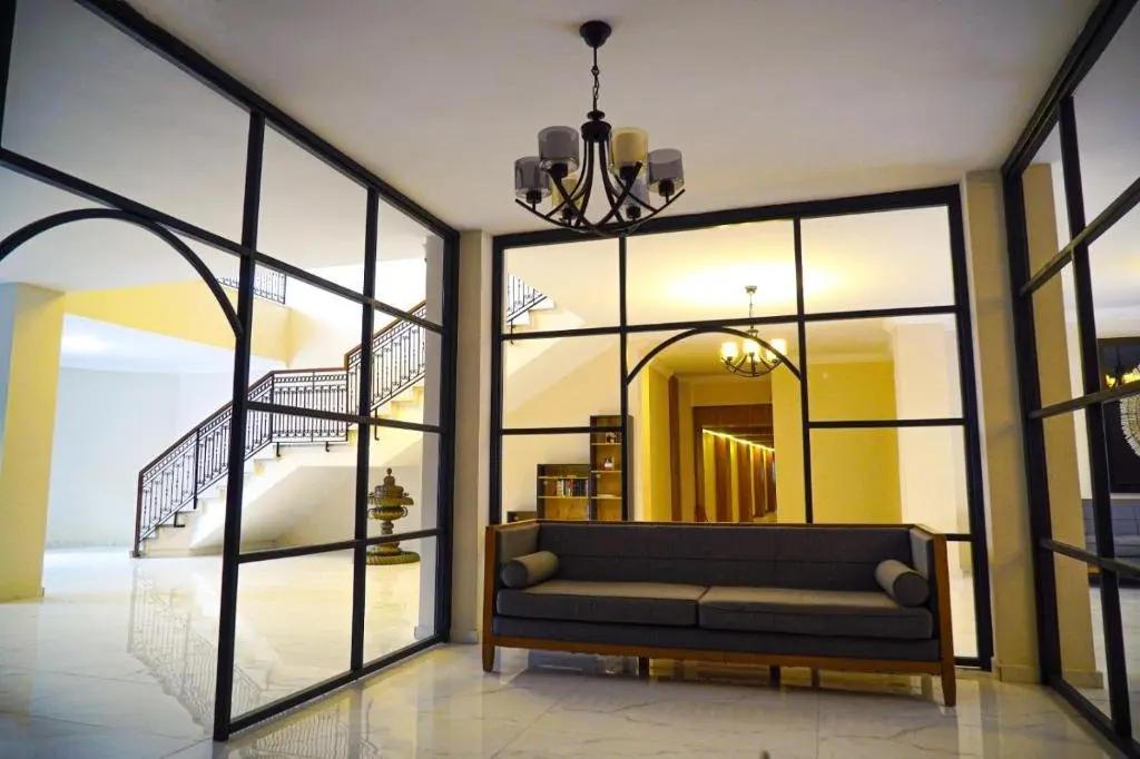 Яликавак: Tangiers Hotel